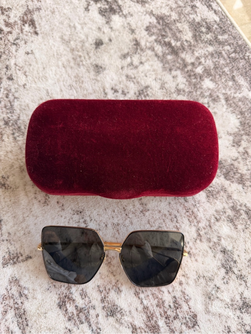 Gucci Gold Frame Black Lens Sunglasses with Burgundy Velvet Case